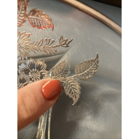 Vintage Martinsville Silver Overlay Oval Candy , Pickle, Relish Dish 8" x 5" x 2 - Picture 11 of 12